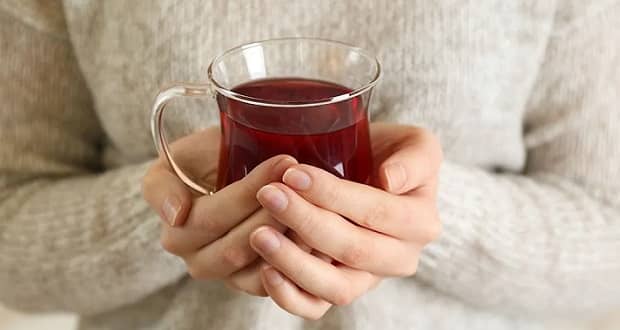 مزایا و معایب نوشیدن چای که همه باید بدانندمزایا و معایب نوشیدن چای که همه باید بدانند
